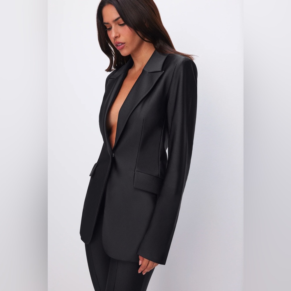 Good American Compression Shine Sculpted Blazer 
Size M. Brand New with Tags